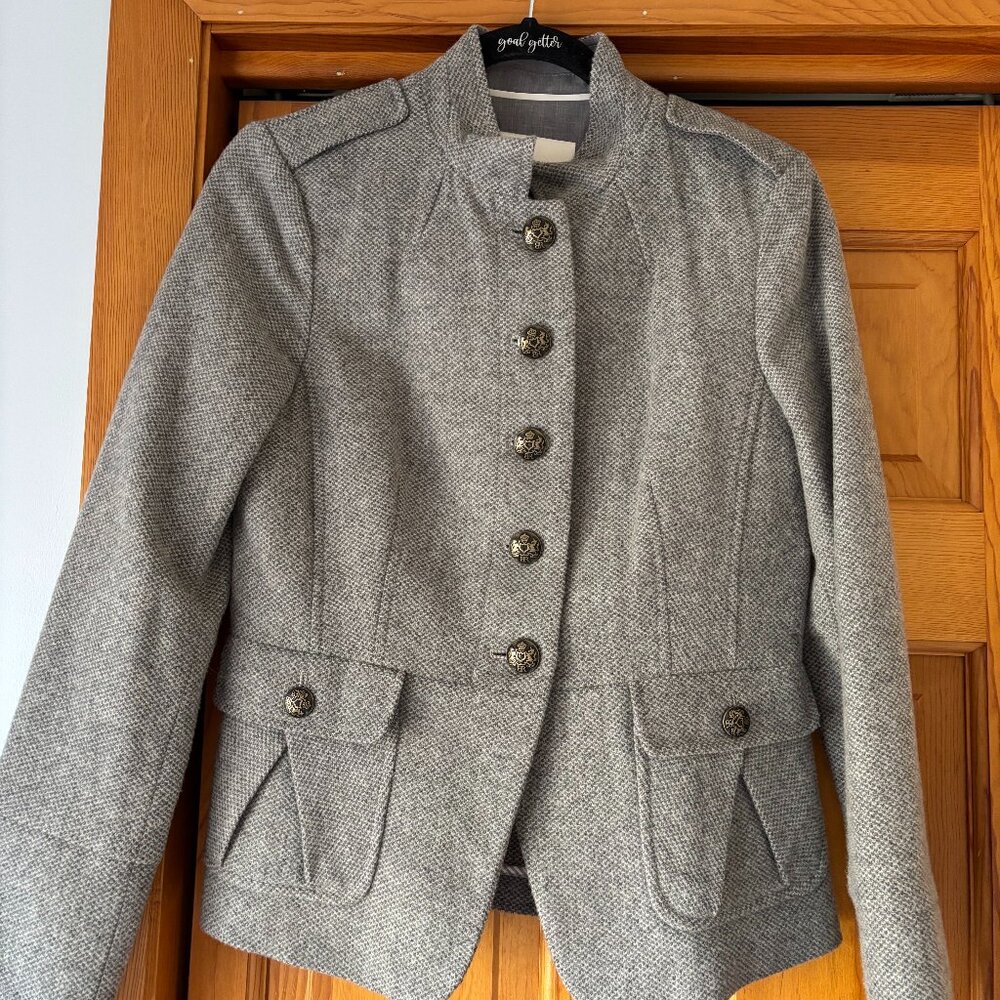Vintage Banana Republic gray/white tweed military jacket - size 4.